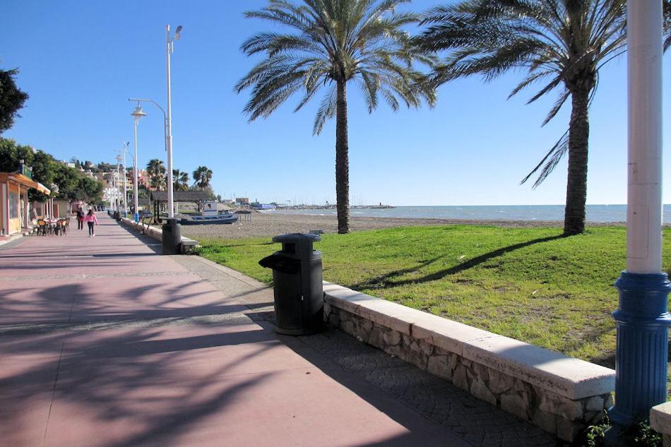 Appartamento Piso 110M² En El Palo Con Parking Cerca De La Playa Málaga Esterno foto